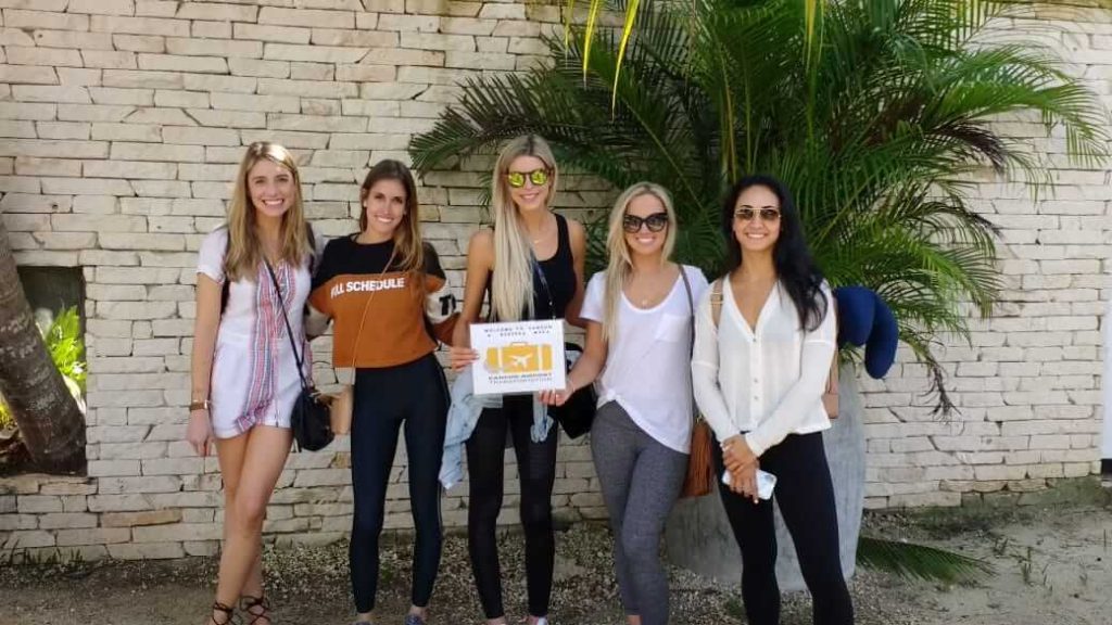 Happy customers cab playa del carmen hotel