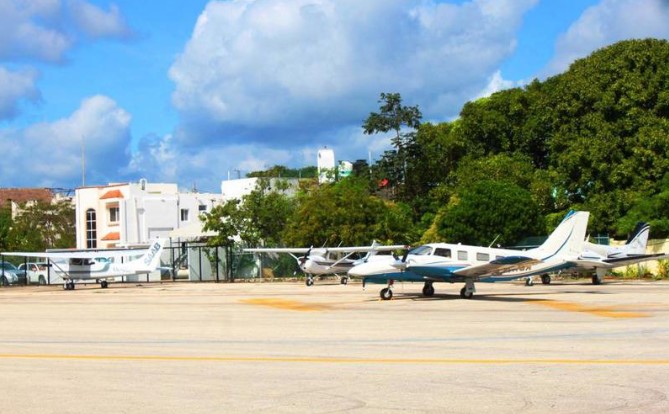 Aeropuerto nacional de Playa del Carmen