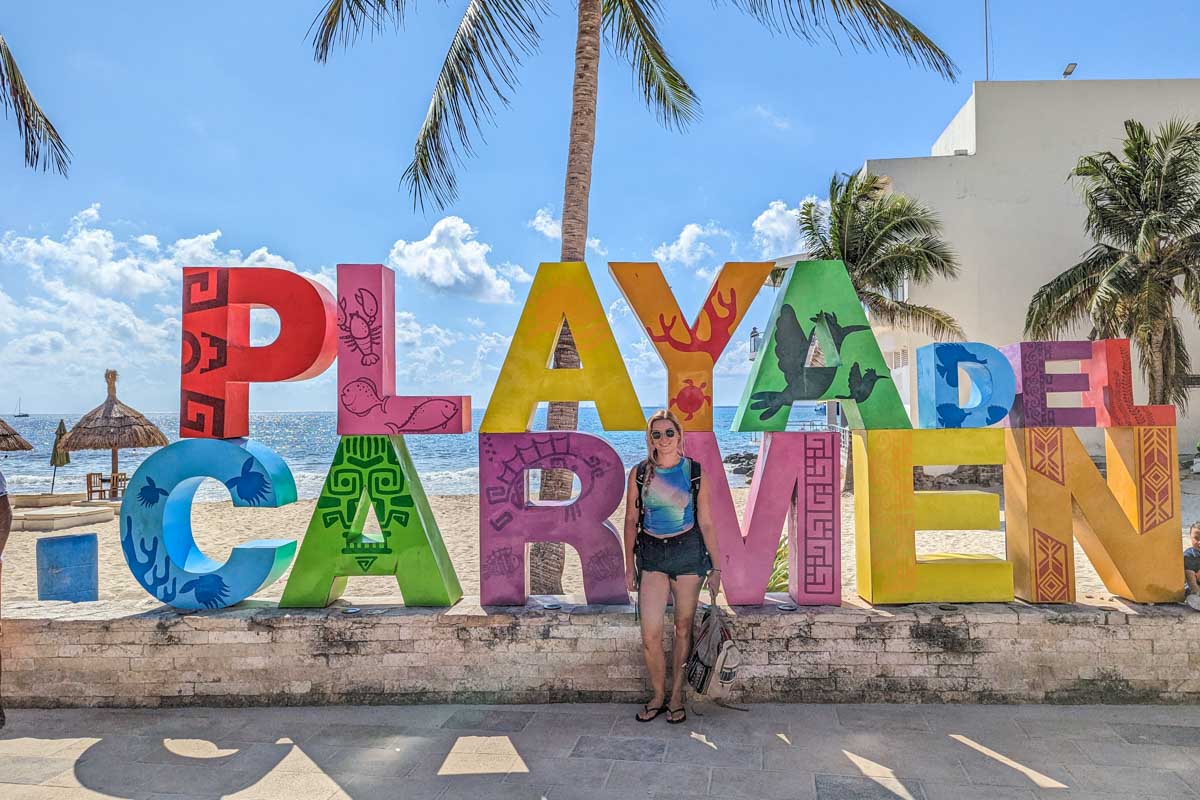 How much do you tipo a shuttle drive from cancun to Playa del Carmen
