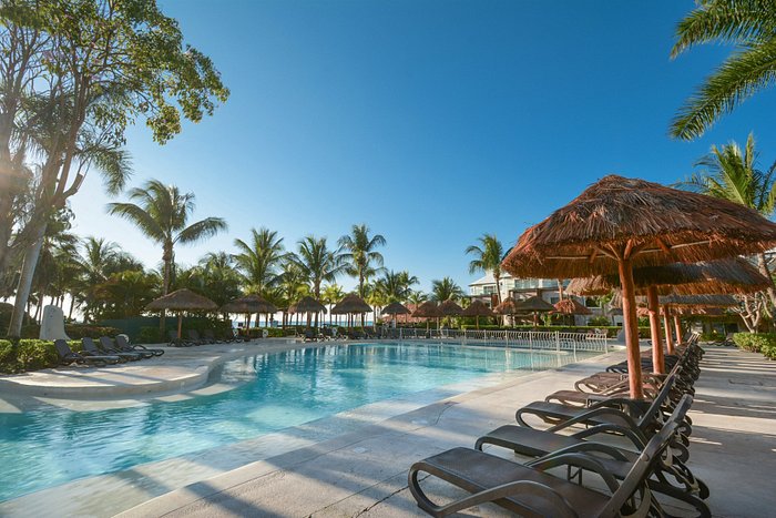 Is Sandos Caracol Eco Resort Safe